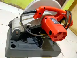 Mesin potong Maktec mt243 2000w 14inch