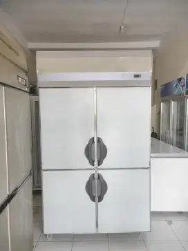 UPRIGHT CHILLER 4 DOOR SECOND/ BEKAS