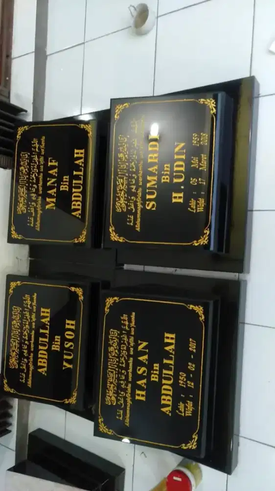 Batu nisan FULL CORAN