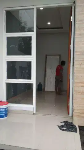 Pemasangan dan bahan Kusen Pintu Jendela Aluminium kaca meteran uds492