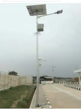 Lampu LED Jalan Tenaga Surya