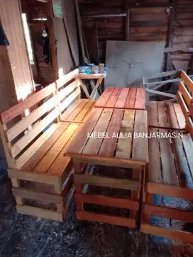 meja kursi palet panjang