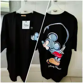 213.  Kaos Oversize U Right