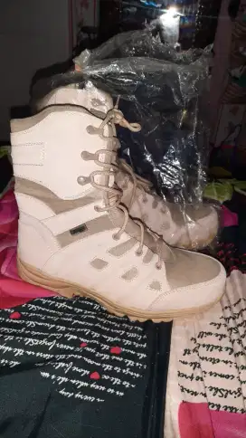 Edisi salah beli sepatu tactical