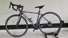 Focus Cayo Evo 6.0 full carbon GS tiagra