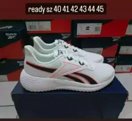 Sepatu Reebok original