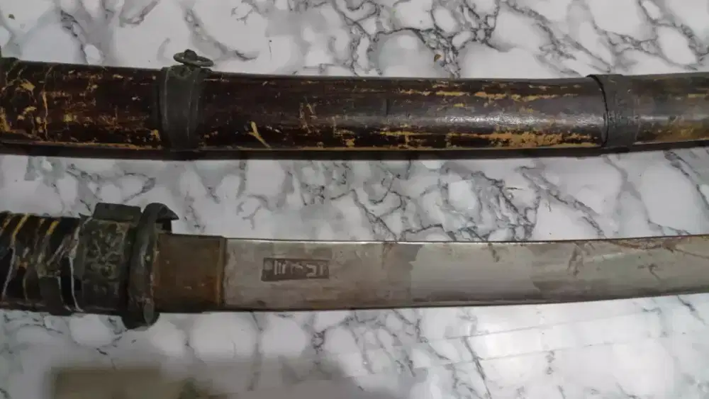 Samurai Jepang Lawas + patung penari