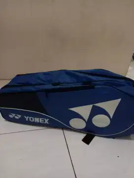 Tas raket badminton warna biru