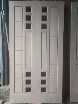 Pintu dobel kayu kamper ( Banjar)