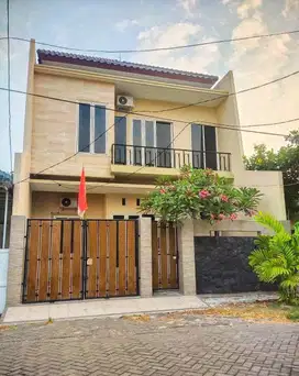 CANTIK NAN MANIS DI PONDOK CANDRA WARU