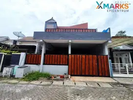 nego dikit deal??dijual cepat rumah 2 lantai taman riveria regency