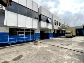 Dijual gudang ex pabrik di jababeka 1 cikarang jalan utama