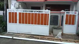 Pagar mirip kayu