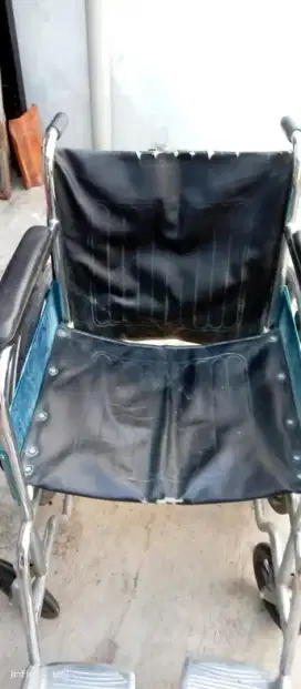 Kursi roda selacco kondisi 85%