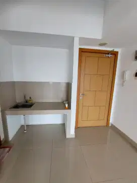 Disewakan Murah 2BR unfurnish apartement the nest