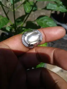 Cincin batu akik Snow white pacitan