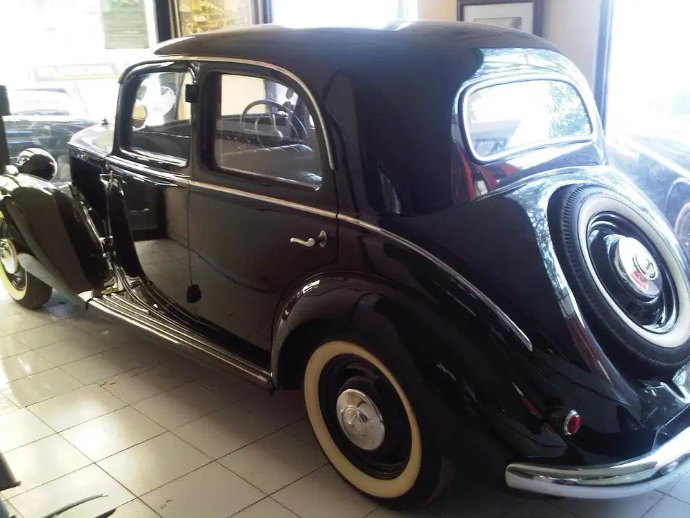 Mercedes 170V 1936 mercy antik langka mini kebo batman