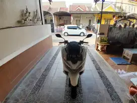HONDA PCX 150 CBS PUTIH 2019