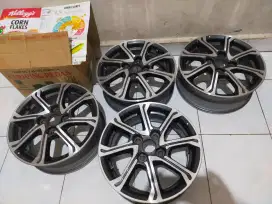 Di jual velg racing R14 ori sigra