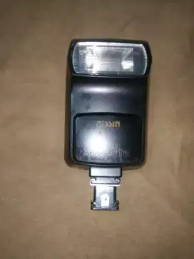 Flash kamera digital original deskripsi