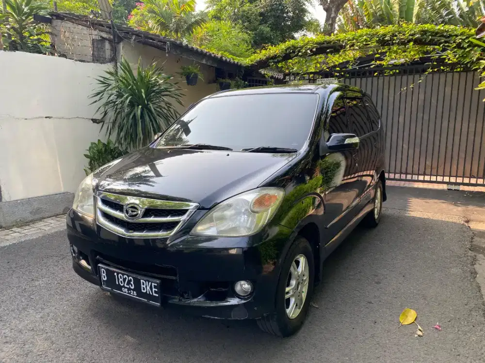 Xenia GRESS AT 2010 Hitam