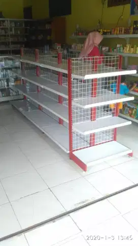 Rak Keperluan Minimarket, Praktis