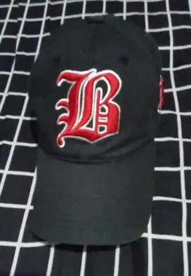 Topi Logo B second