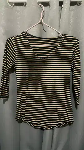 Kaos panjang garis