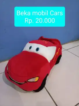 Boneka card merah