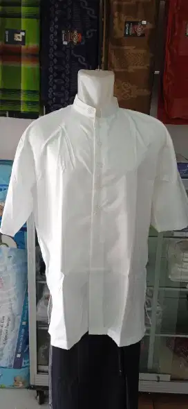 Baju Koko putih tulang (off white)