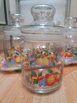 Toples kaca lebaran