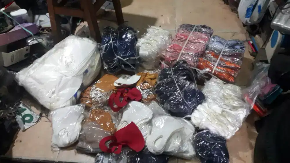 Cocok.utk toko di ecer bs utg bsr ada 500 bh masker kain serba guna br