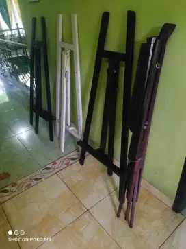 STANDING FRAME(1 PAKET ADA 4)