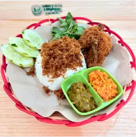 Karyawan Rumah Makan