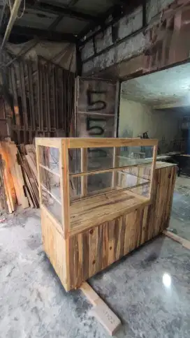 Meja Kasir Meja bar etalase kaca kayu