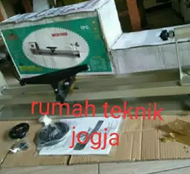 (RUMAH TEKNIK JOGJA) mesin bubut utk kayu, produk import