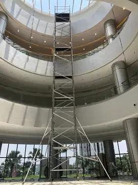 Sewa steger/scaffolding alumunium/besi