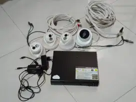 PAKET CCTV 4 CHANNEL 4 KAMERA 5MP HD 1080P , HD  2 TB, kondisi OK