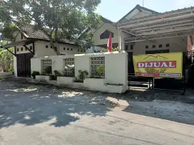 Rumah luas asri & nyaman dekat kampus UII kaliurang yogyakarta