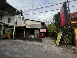 Jual lapangan futsal dan kos-kosan belakang kampus UMY Yogyakarta