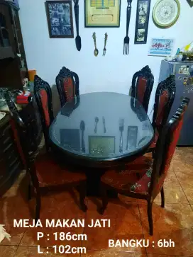 MEJA MAKAN JATI TUA.