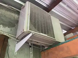 DI BELI BARANG BEKAS AC, BESI, MESIN2 dll, rusak/mati total.