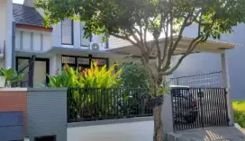 RUMAH KEREM DI KOMPLEK ELITE KEMANG PRATAMA - GALAXY