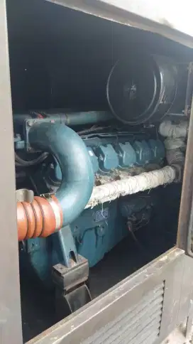 Genset doosan silent type