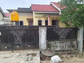 Dijual Rumah Pribadi Jalan Soeratno Dekat Bandara