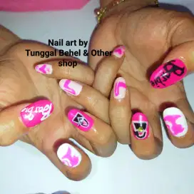 Nail art bermacam-macam tema & motif