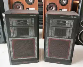 LASER AUDIO GSE 380 3 way bass reflex speaker system