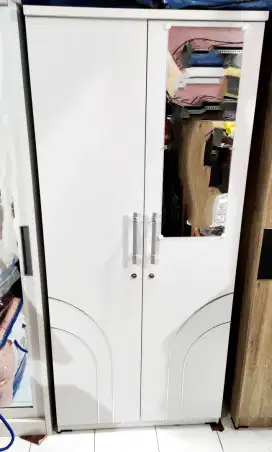 Lemari pakaian 2 pintu modern white ab mks isi gantungan dan rak