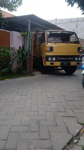Buang Puing Pasar Minggu