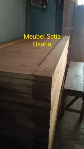 Pintu minimalis